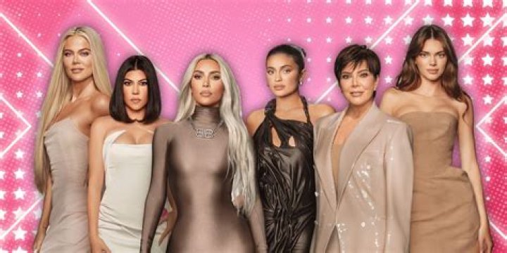 'Keeping Up With The Kardashians' Recap: Scott Goes Wild In Vegas & Kris Jenner Thinks She's A Horrible Mom!