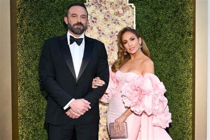 Ben Affleck & J.Lo Prove To Be Inseparable As He Visits Her On Set Amidst Romance