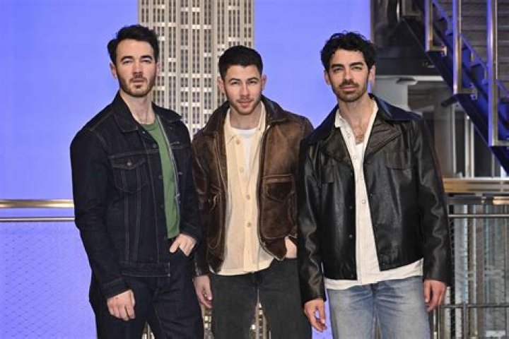 Bonus Jonas All Grown Up: See Pics Of The Youngest Jonas Brother, Frankie, At 15
