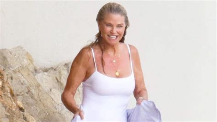 Christie Brinkley, 68, Stuns In Blue Bikini On Beach Vacay: Photos – Hollywood Life