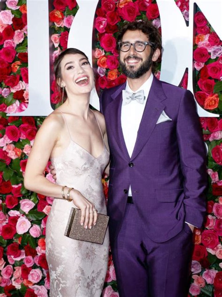 Does Josh Groban Have A Wife? His Love Life Revealed – Hollywood Life