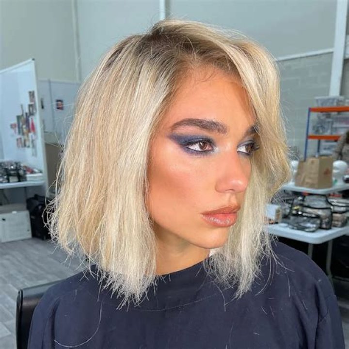 Dua Lipa’s Strawberry Blonde Hair Makeover — Pics – Hollywood Life