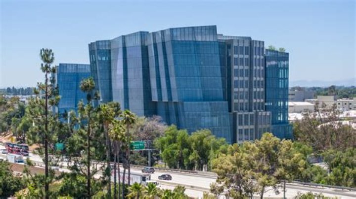 First Look At New Headquarters In Revival – Hollywood Life