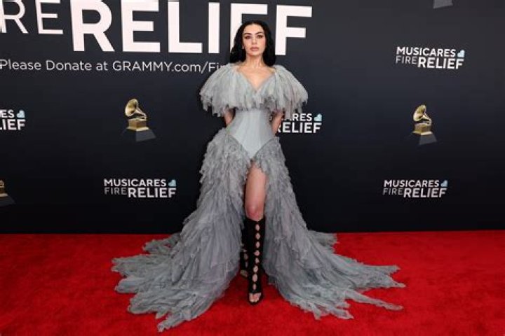 Grammy Awards Red Carpet 2014 — 2014 Grammys Fashion