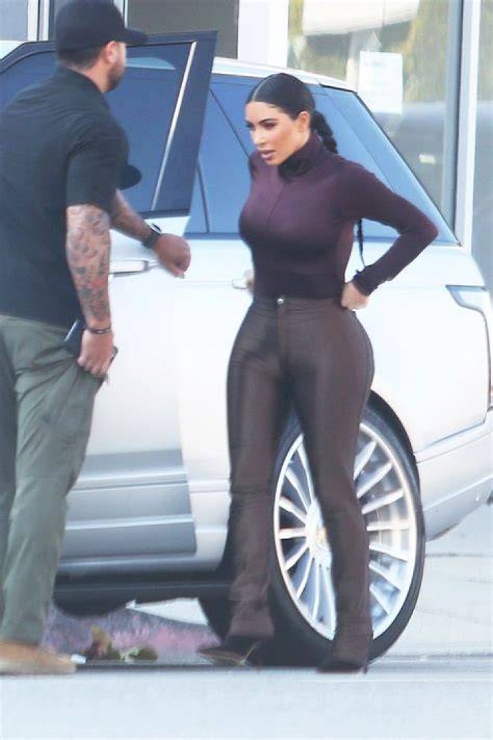 KarJenners Showing Off Their Tiny Waists: Photos
