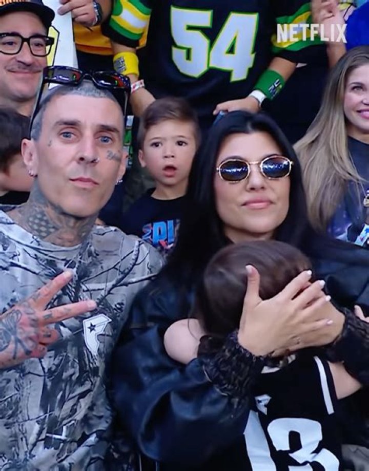 Kourtney Kardashian & Travis Barker Make Out All Over Paris After Scott Disick Shades Their PDA