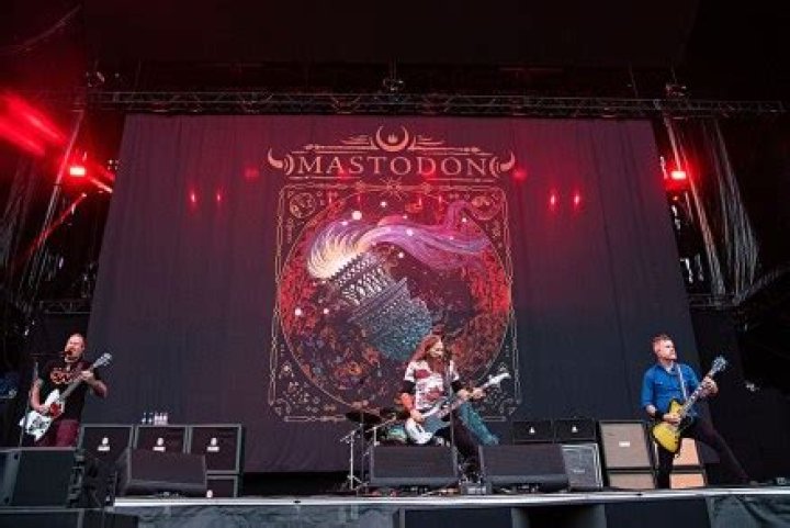 Mastodon’s Troy Sanders Talks New Doc & How Selling Out Doesn’t Exist – Hollywood Life
