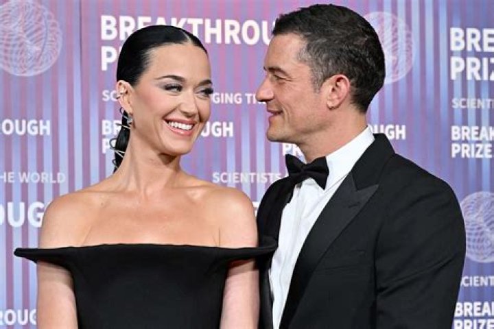 Orlando Bloom Gushes Over Katy Perry After Inauguration Performance – Hollywood Life