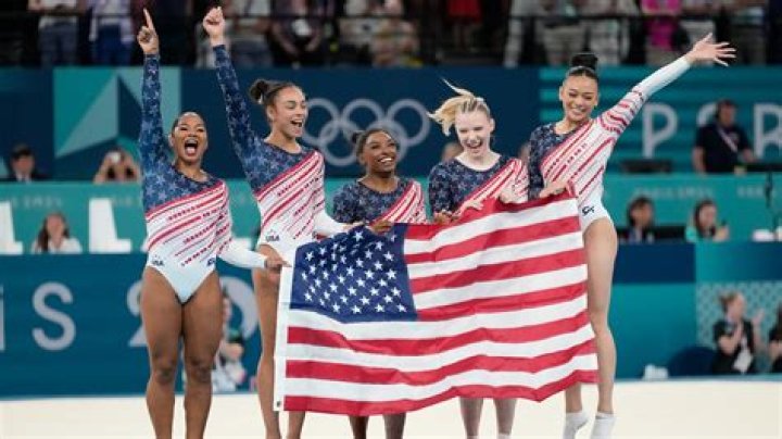 [PICS] Laurie Hernandez — Olympic Gymnastic Gold Medalist – Hollywood Life