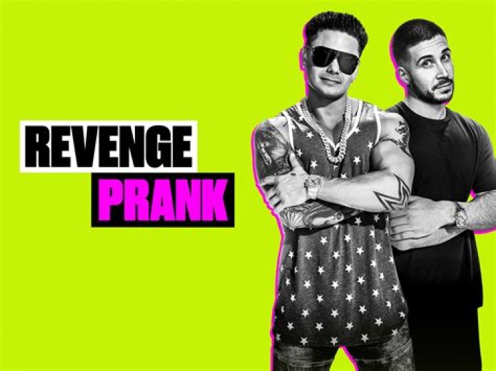 ‘Revenge Prank’ Preview: Vinny Freaks Out After A Mistake Threatens To Expose His Prank