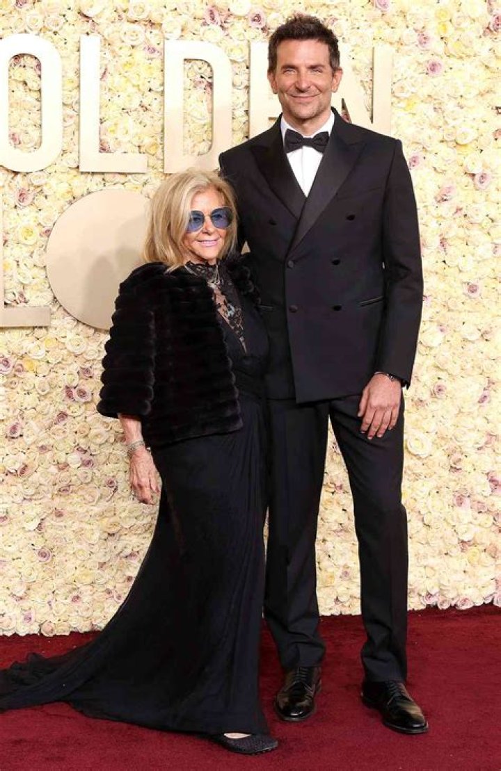 See Photos Of The Comedy Couple – Hollywood Life