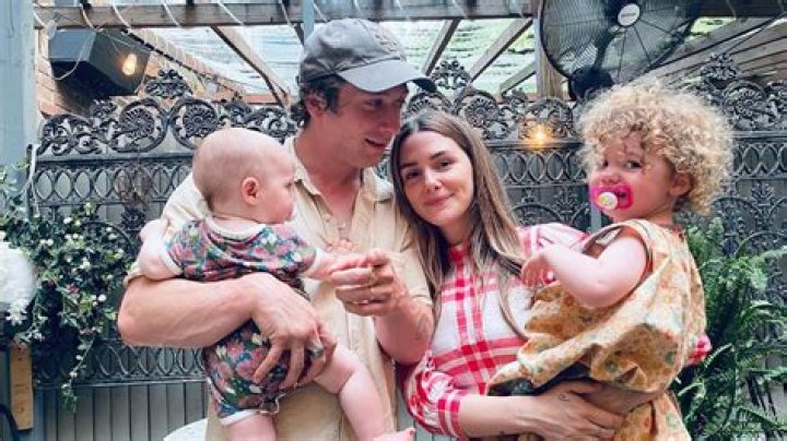 Welcomes Daughter With Addison Timlin – Hollywood Life