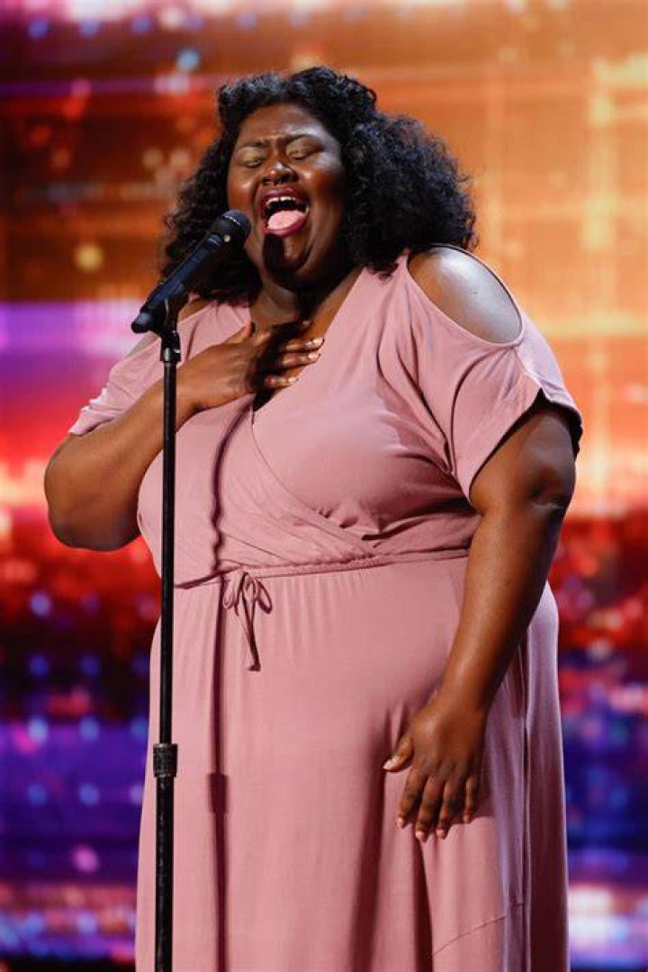 Who Is Lachuné? Get To Know The Talented ‘AGT’ Season 18 Singer – Hollywood Life