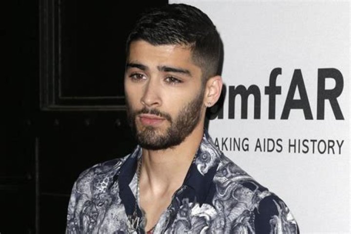 Zayn Malik’s 24th Birthday: His Hottest Photos From 2016